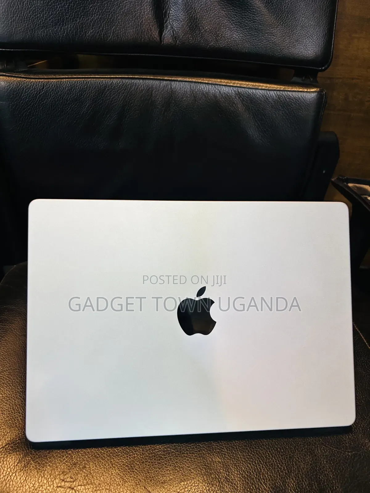 Laptop Apple MacBook Pro 2024 M4 Pro 24GB Apple M4 Pro SSD 512GB
