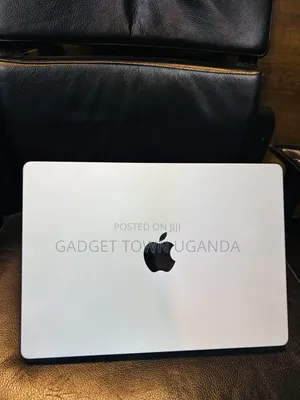 Laptop Apple MacBook Pro 2024 M4 Pro 24GB Apple M4 Pro SSD 512GB