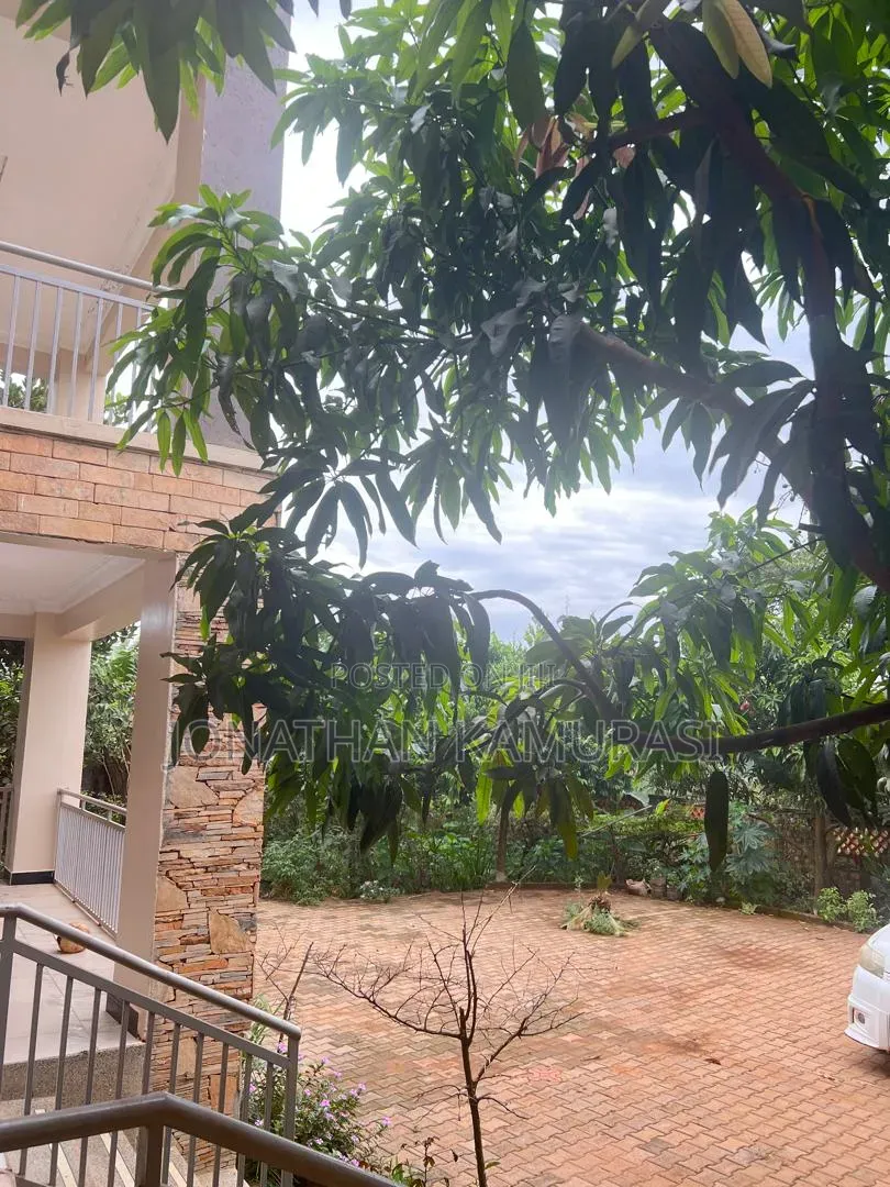 3bdrm House in Nam Estate, Rubaga for rent