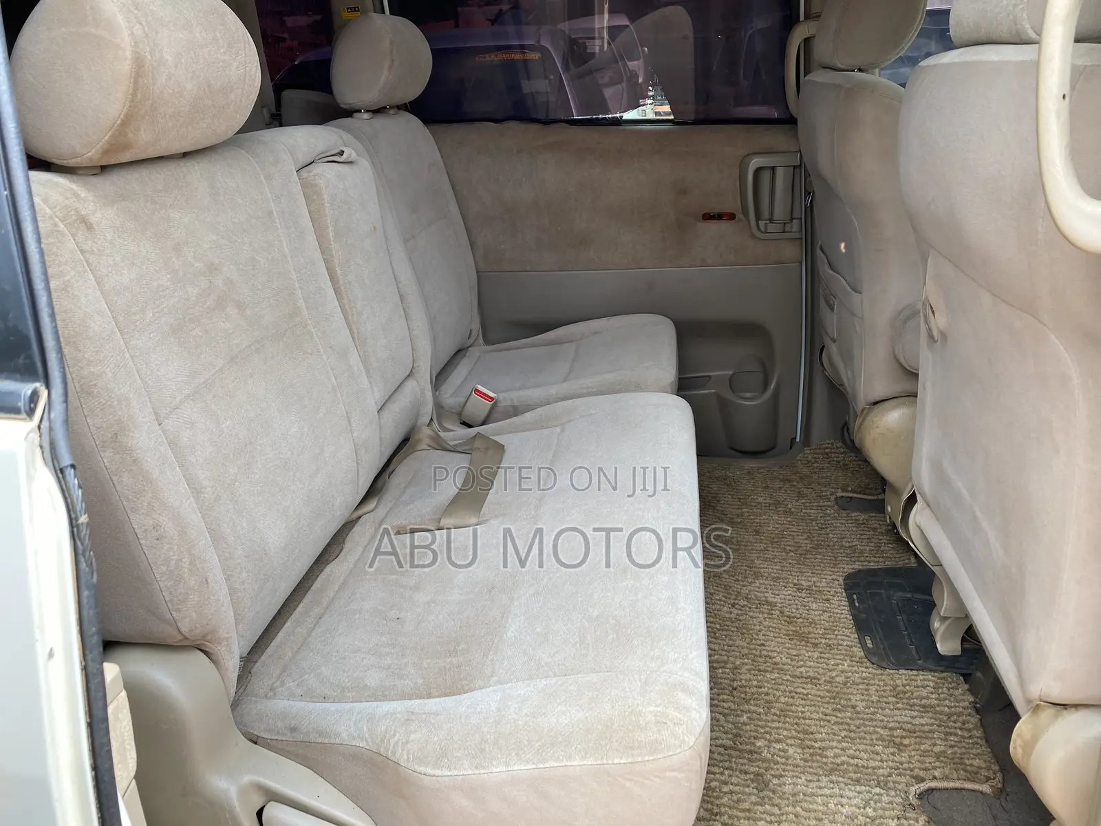 Toyota Noah 2006 White