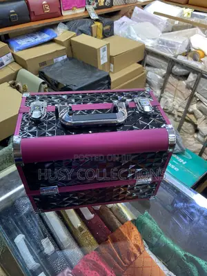 Makeup Box