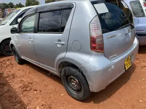 Toyota Passo 2006 Silver