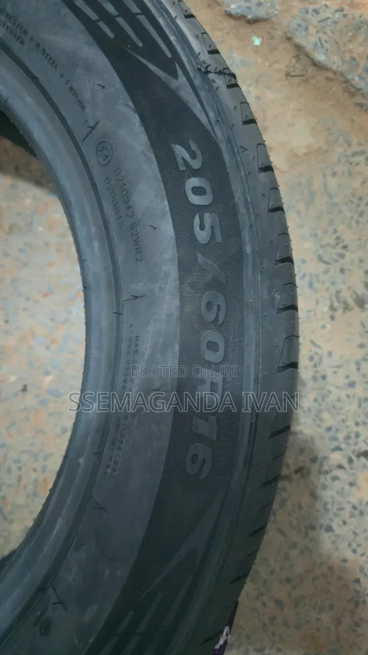 205/60r16 Roadking Tyres Brand New