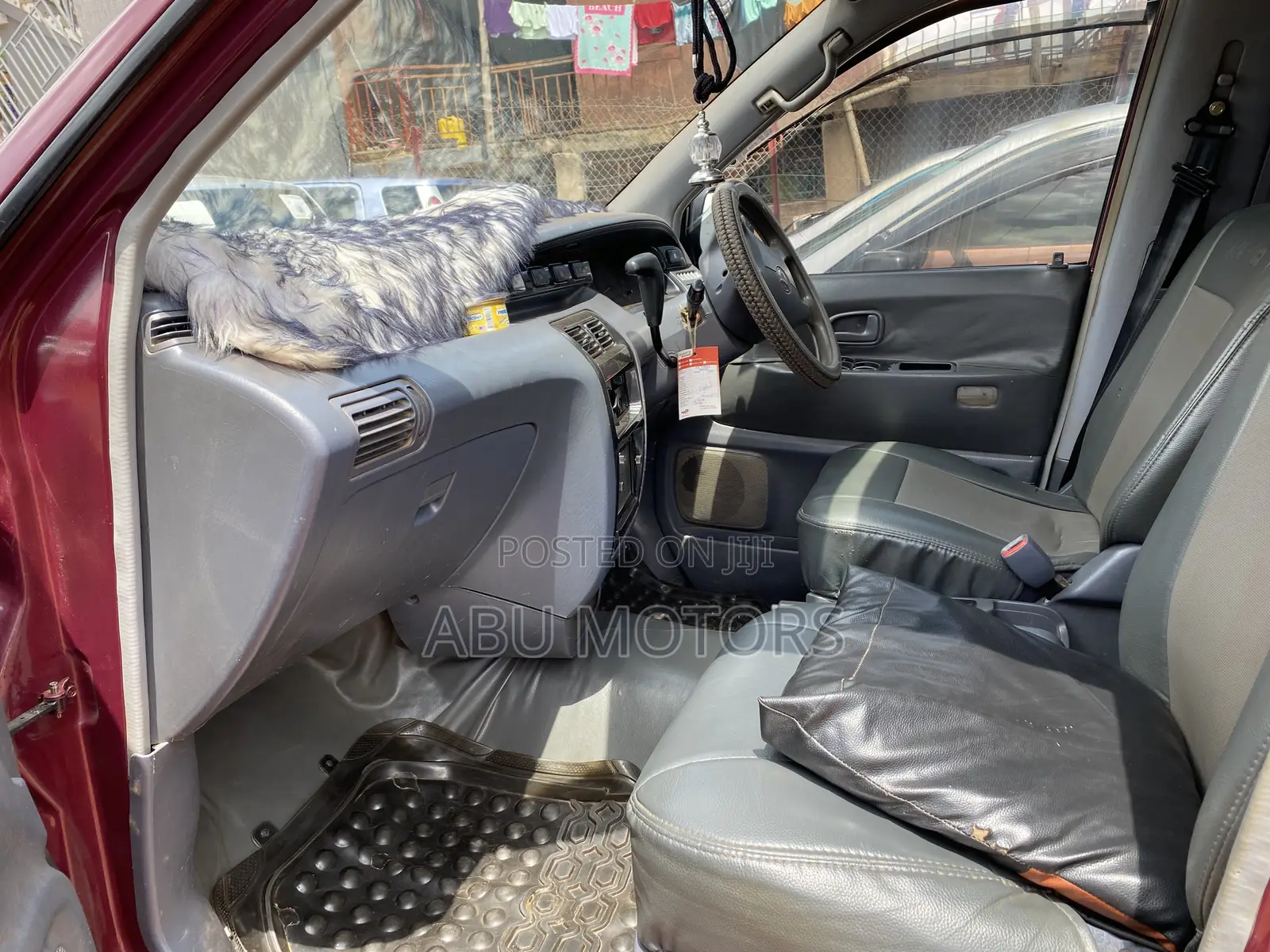 Toyota LiteAce Noah 1998 Maroon