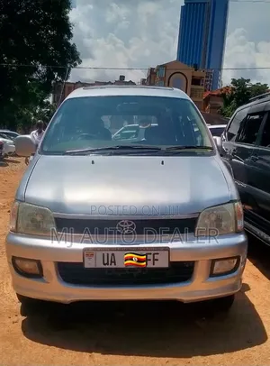 Toyota LiteAce Noah 2001 Silver