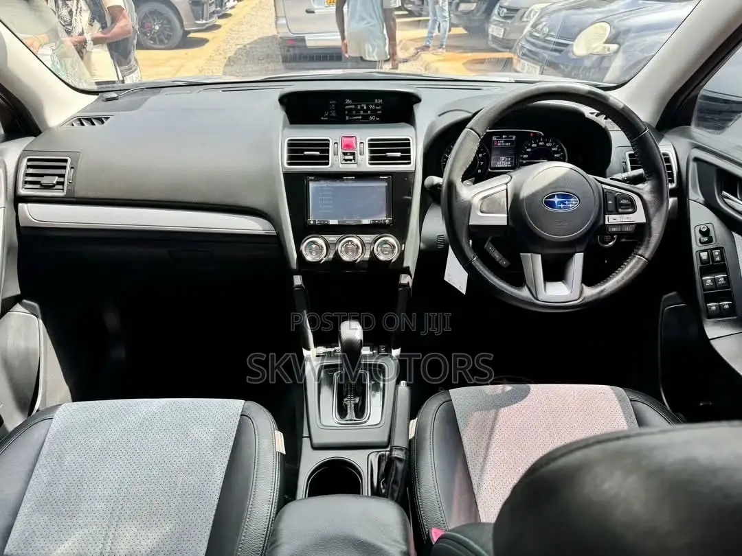 Subaru Forester 2016 Silver