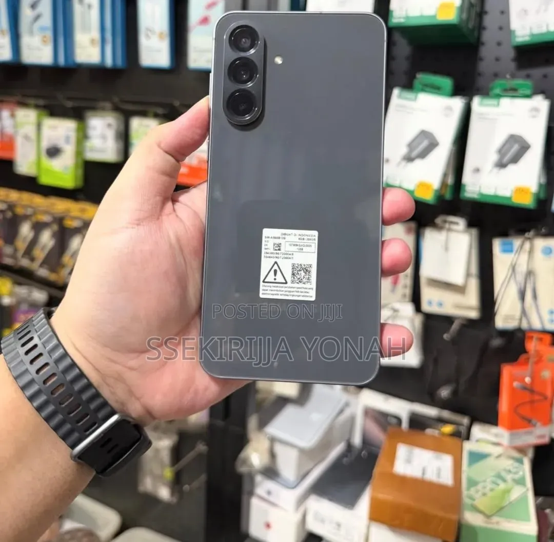 New Samsung Galaxy A56 256 GB Gray