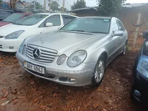 Mercedes-Benz E320 2006 Silver