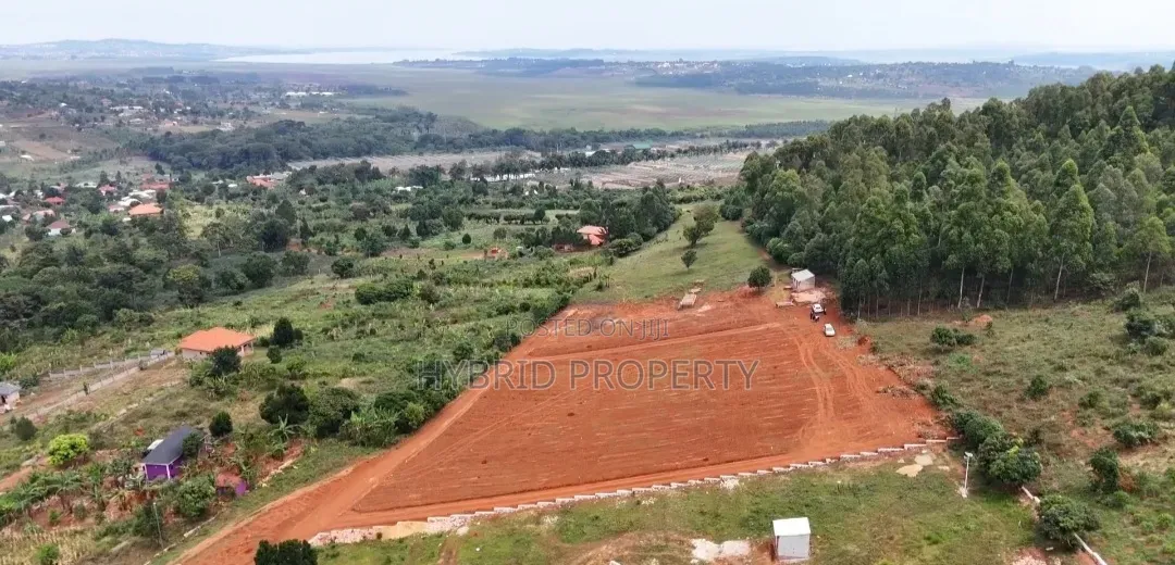 Prime Plots for Sale at Ssisa~Buswa Hill Top View/ Lake View Estate II