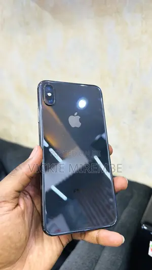 Apple iPhone XS Max 64 GB Black