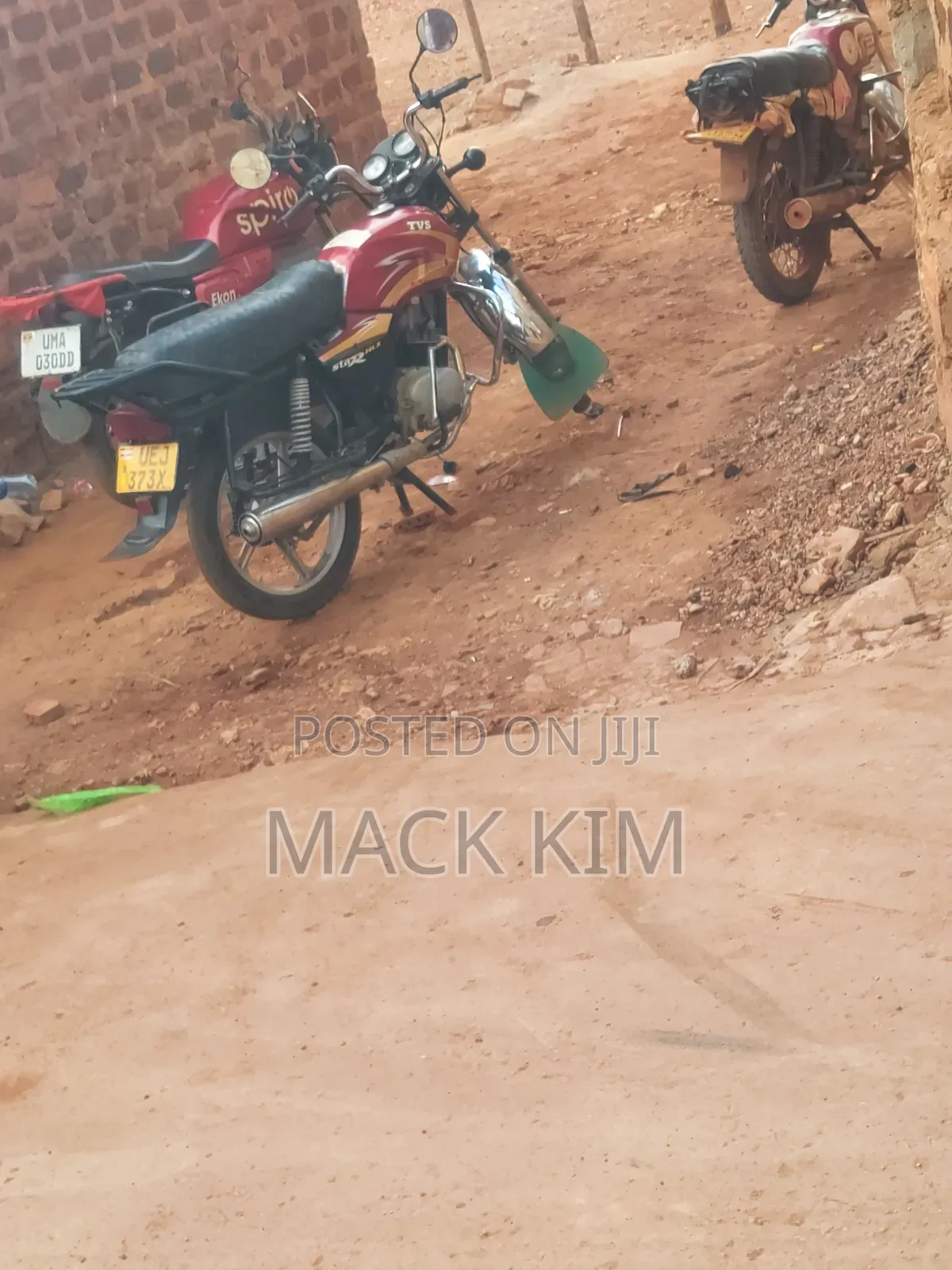 TVS HLX Plus ES 2009 Red