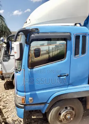 Mitsubishi Fuso Super Great