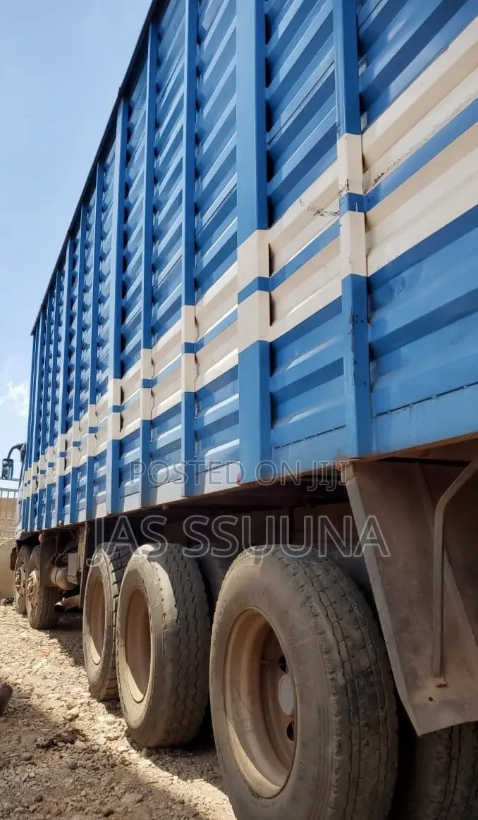Mitsubishi Fuso Super Great