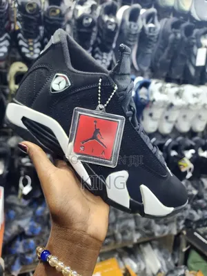 Air Jordan 14 Retro. Thunder, Black, Cream