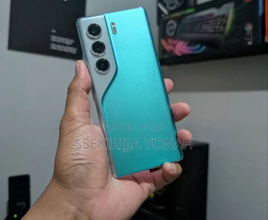 New Tecno Camon 40 Pro 4G 256 GB Green