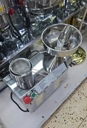 Commercial Electric Grain Grinder / Powder Grinding Machine