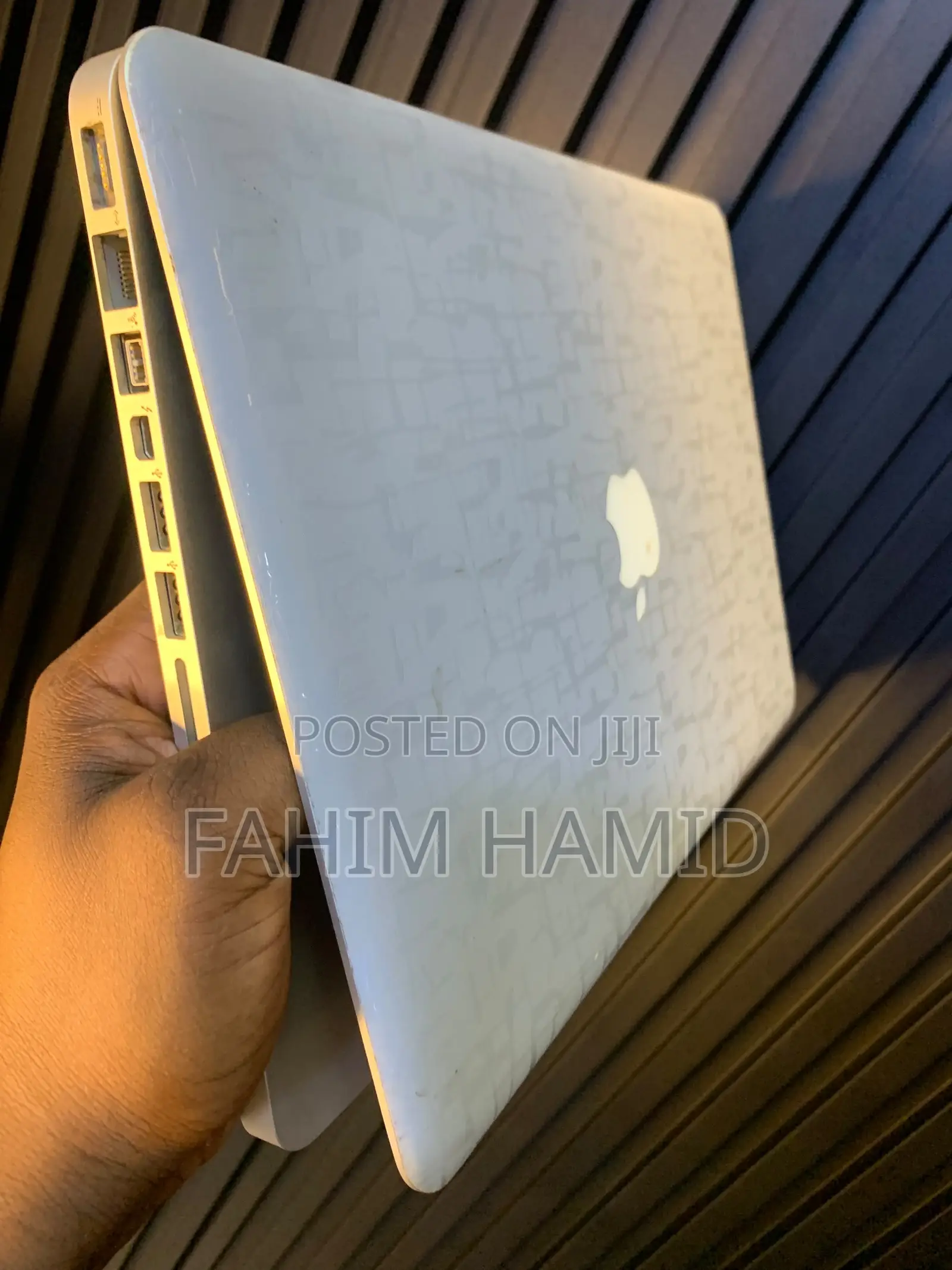 Laptop Apple MacBook Pro 2015 8GB Intel Core i5 SSD 128GB