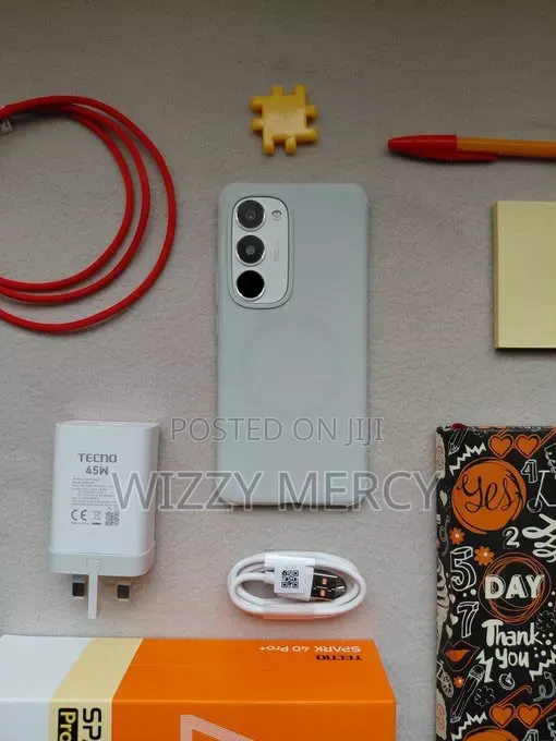 New Tecno Spark 40 Pro+ 256 GB Silver
