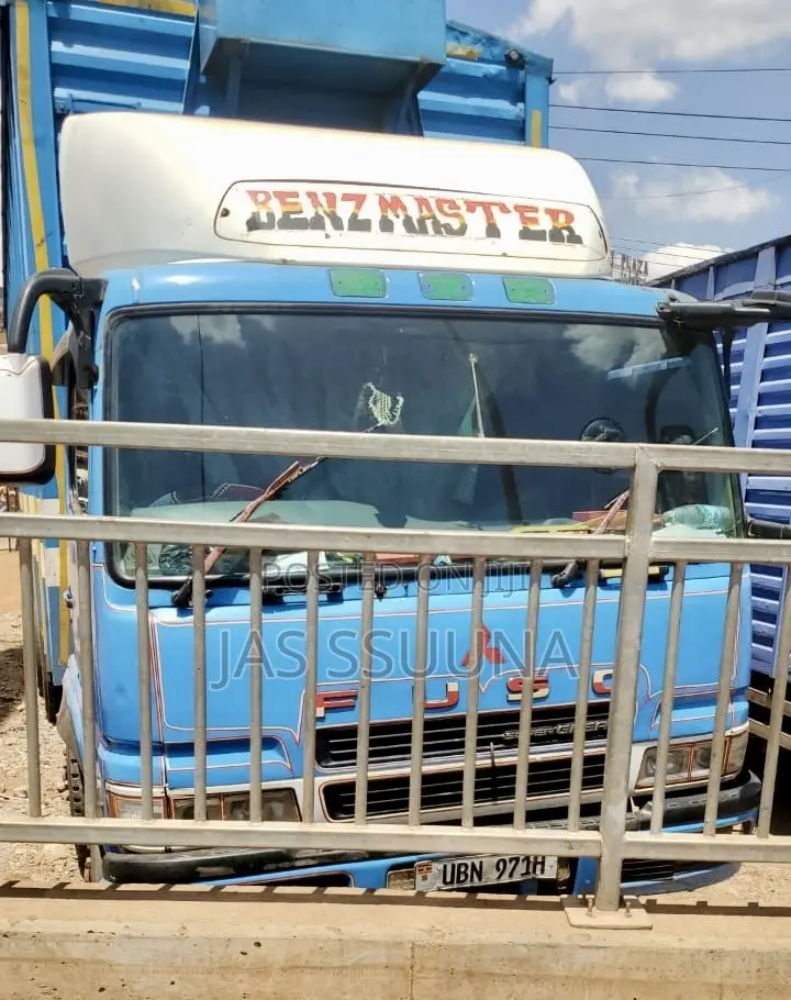 Mitsubishi Fuso Super Great