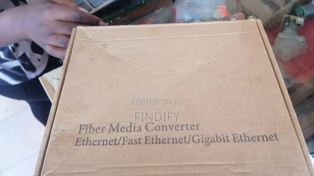 Gigabit Fiber to Ethernet Media Converter,RJ45 PortTransceivers Single