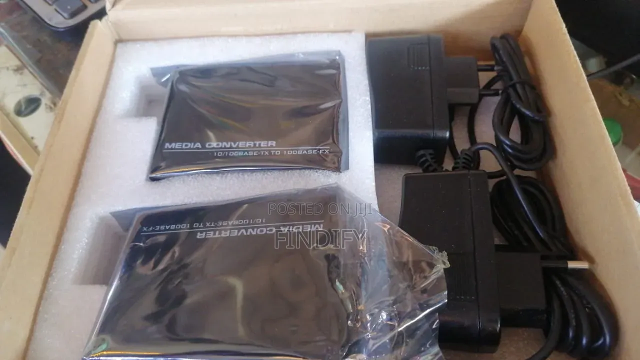 Gigabit Fiber to Ethernet Media Converter,RJ45 PortTransceivers Single
