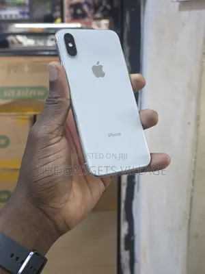 Apple iPhone X 64 GB Silver