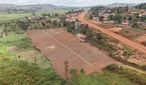 Prime Plots for Sale in Ssisa Town Along Entebbe Road V.