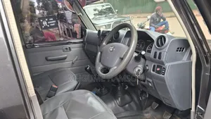 Toyota Land Cruiser 2019 Gray