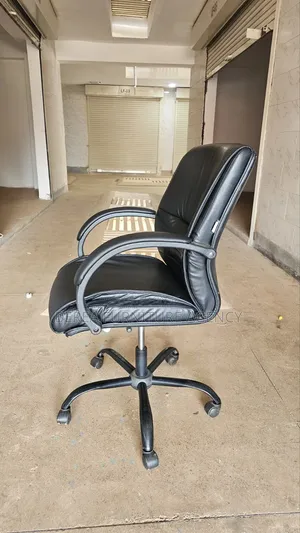 Pure Executive Low Back Leather Office Chair