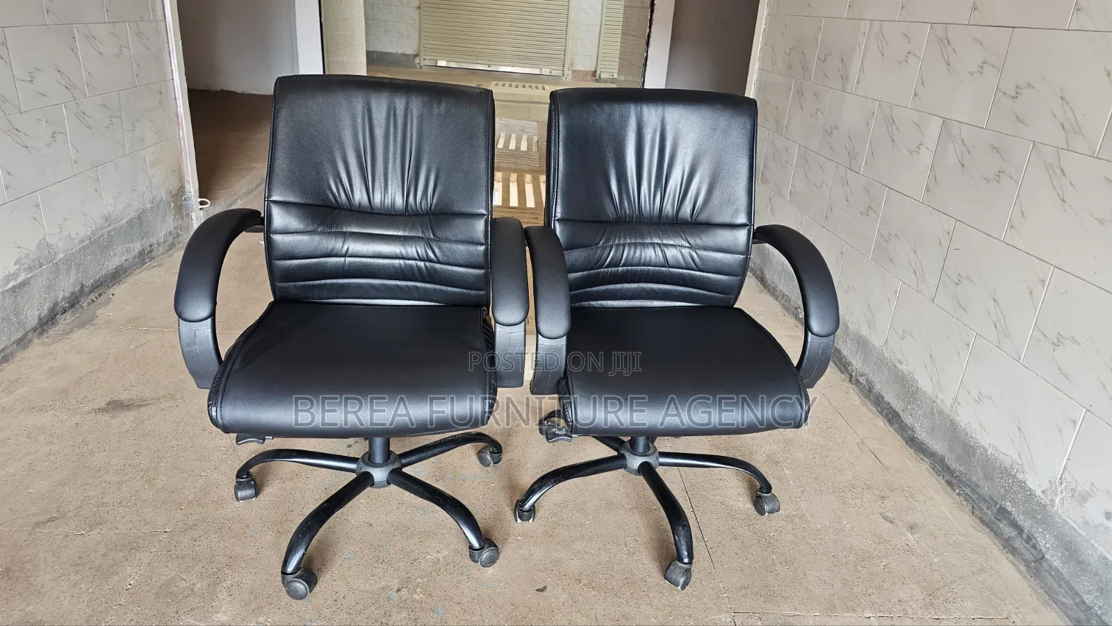 2pcs of Leather Executive Low Back Chairs