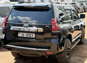 Toyota Land Cruiser Prado 2.8 2019 Black