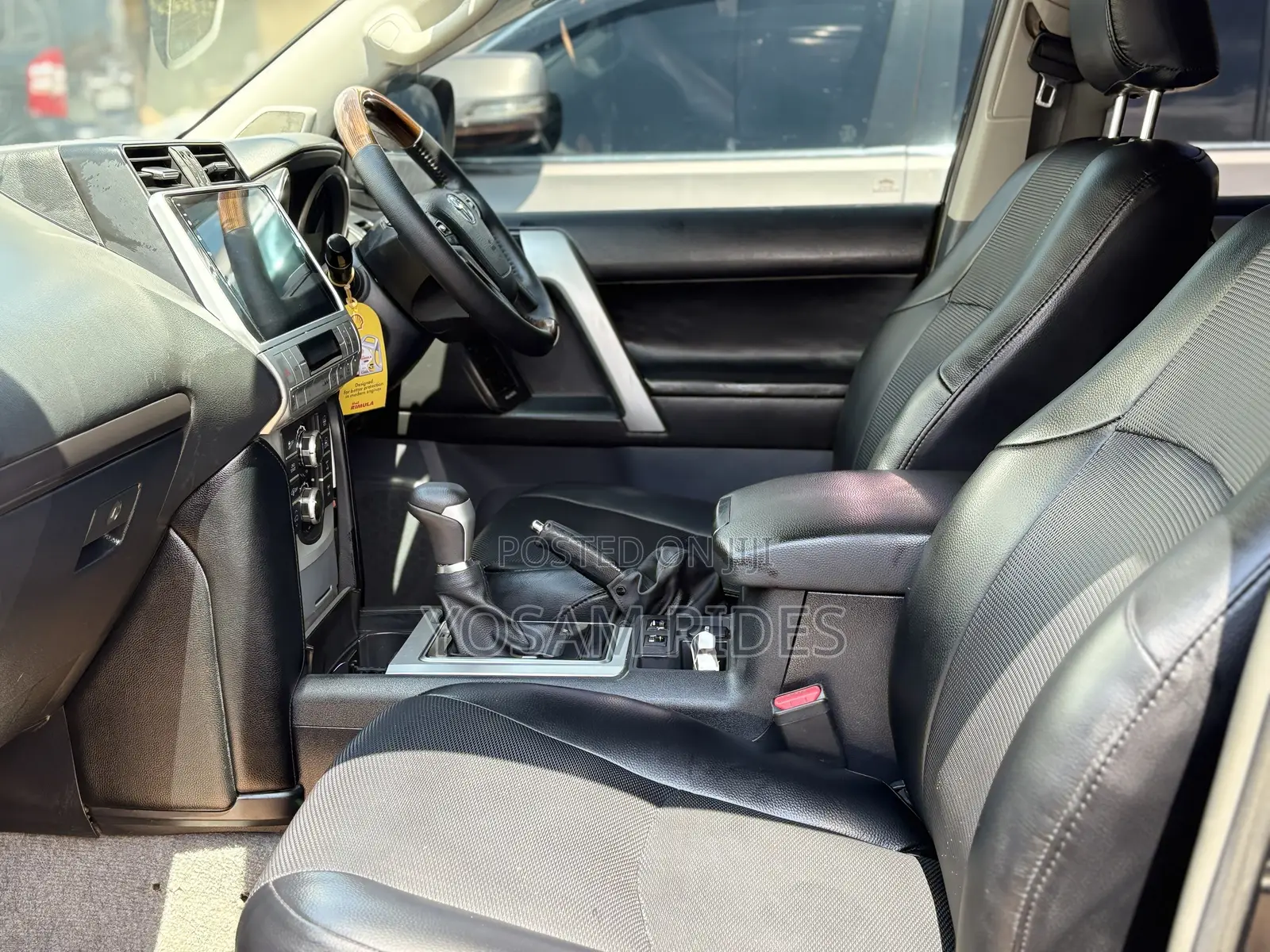 Toyota Land Cruiser Prado 2.8 2019 Black