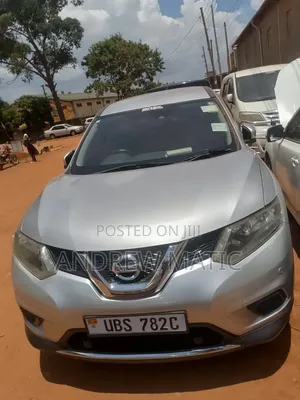 Nissan X-Trail 2.0 Petrol FWD 2015 Silver