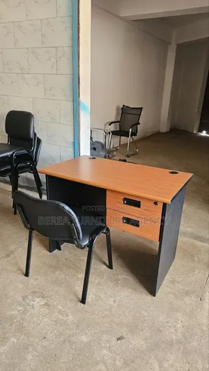 Simple Office Chair and Table