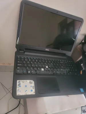 Laptop Dell Inspiron 15 4GB HDD 500GB