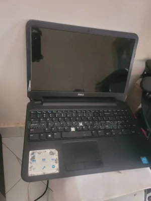 Laptop Dell Inspiron 15 4GB HDD 500GB