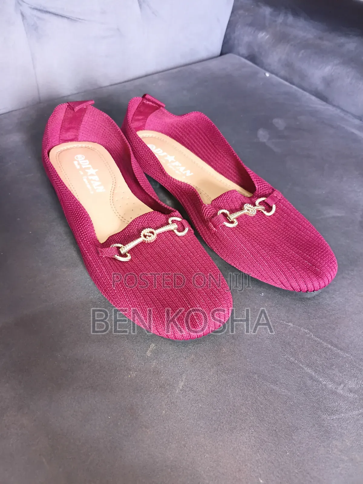Clossed Shoes
