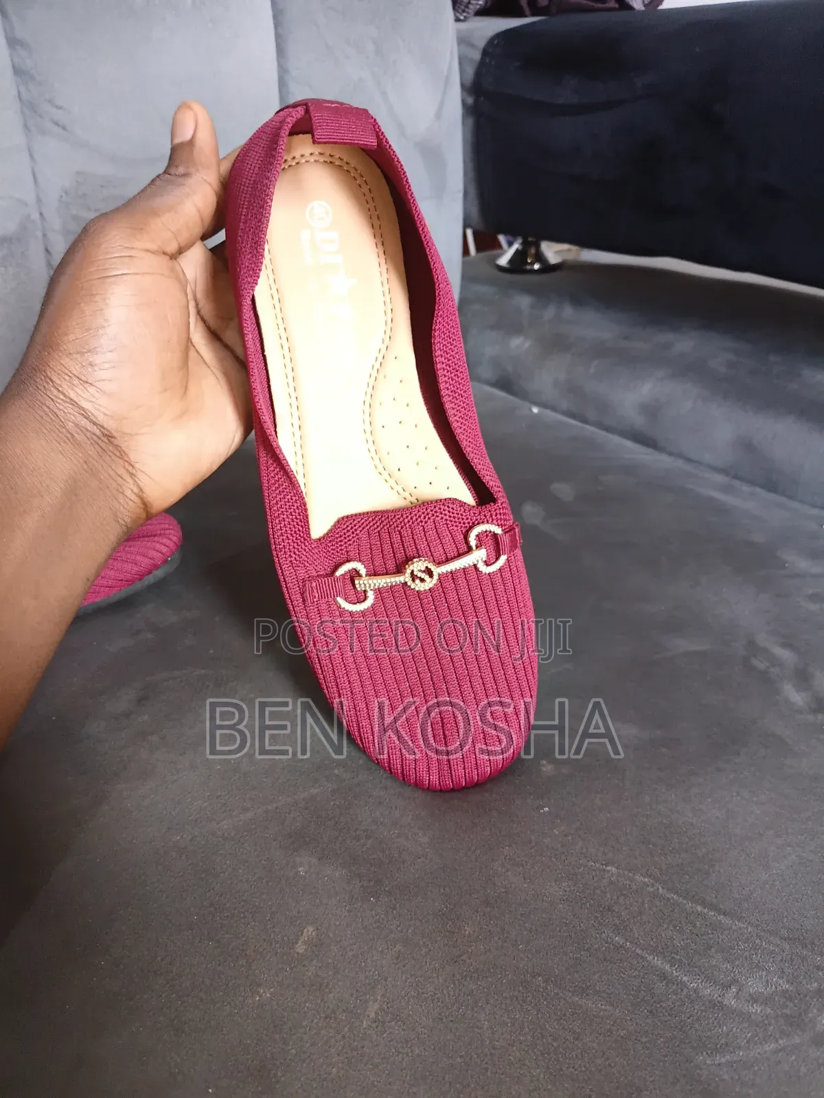 Clossed Shoes