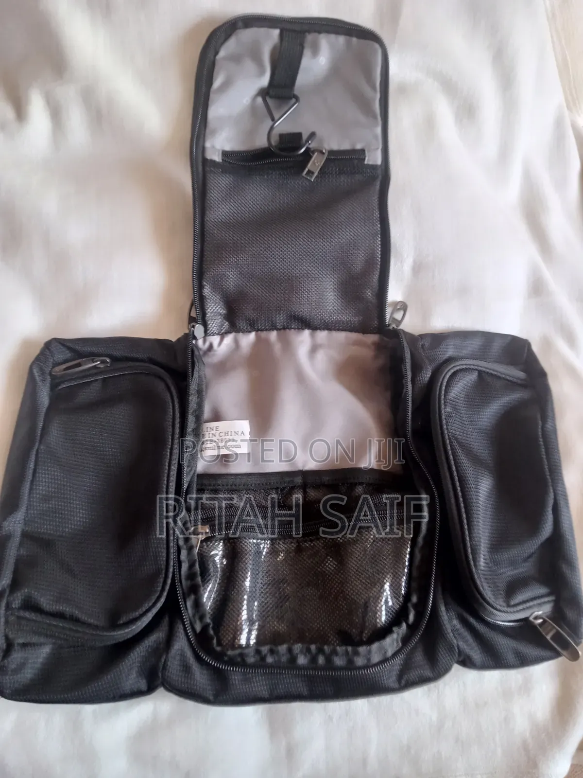 Black Trave/Toiletry/Cosmetic Bag