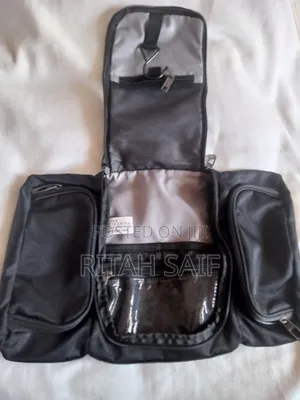 Black Trave/Toiletry/Cosmetic Bag