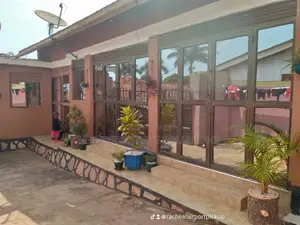 Furnished 2bdrm Room & Parlour in Makindye for sale