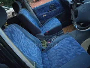 Toyota Noah 2001 Blue
