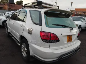 Toyota Harrier 1999 White