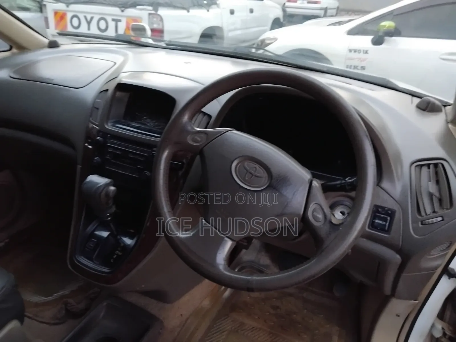 Toyota Harrier 1999 White