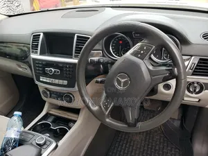 Mercedes-Benz M Class 2013 White