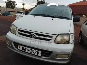Toyota TownAce Noah 1999 White