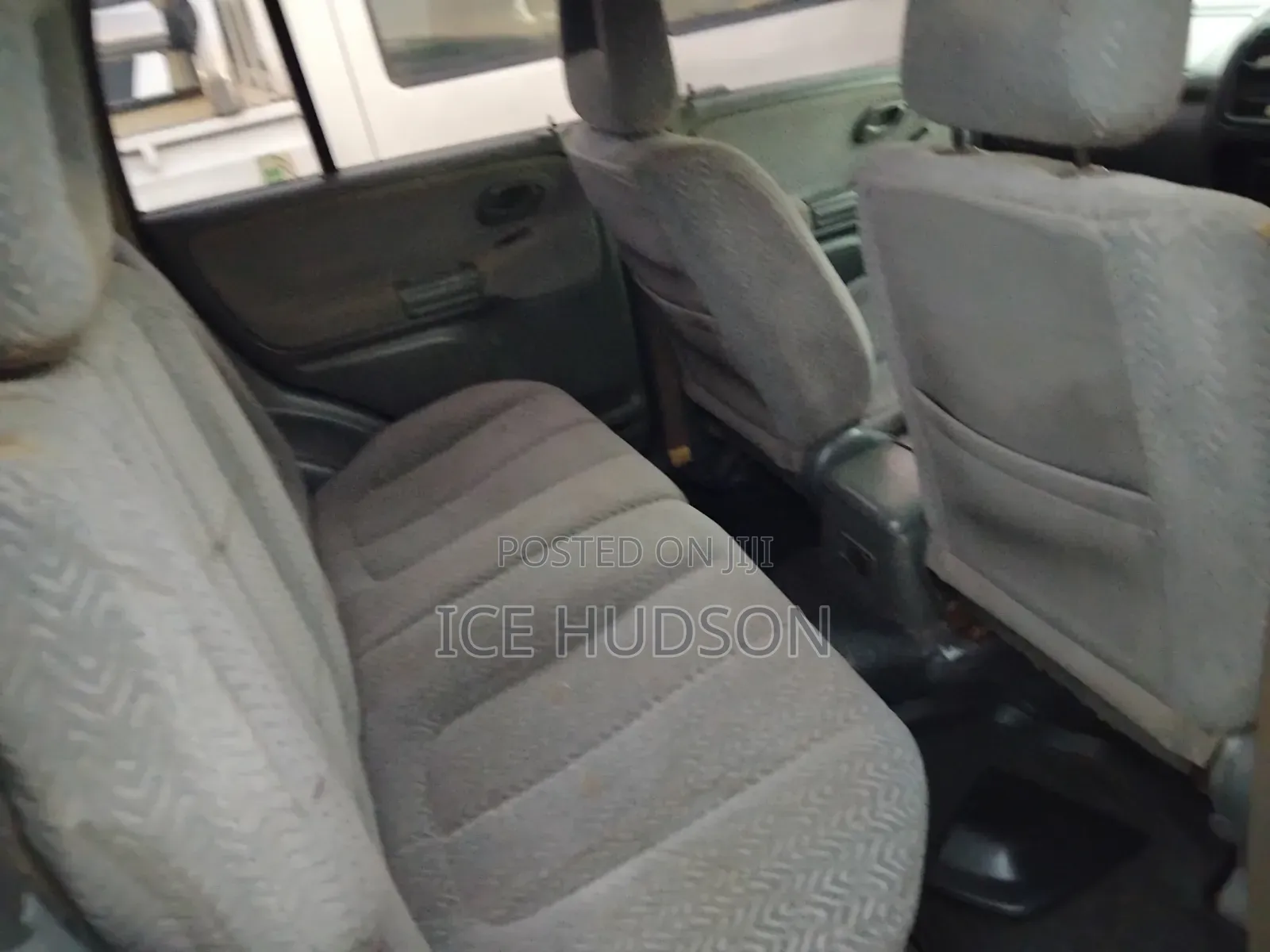 Suzuki Escudo 2002 Silver