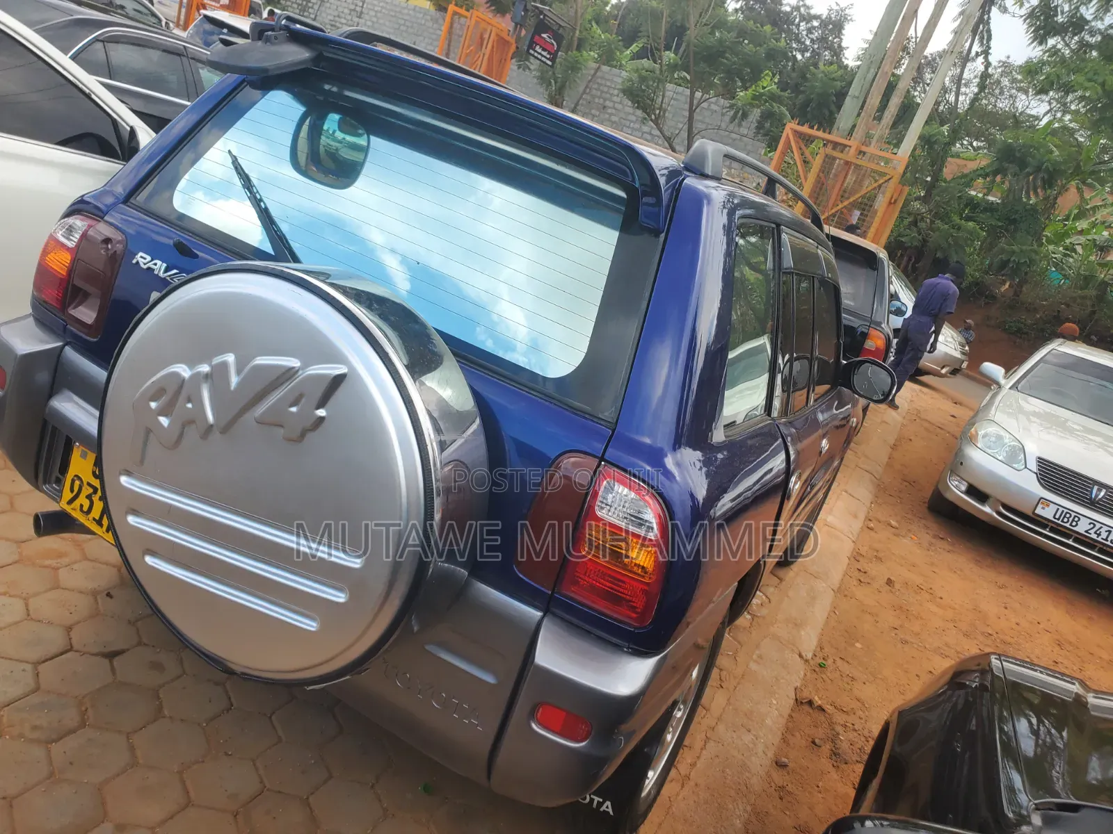Toyota RAV4 1999 Blue