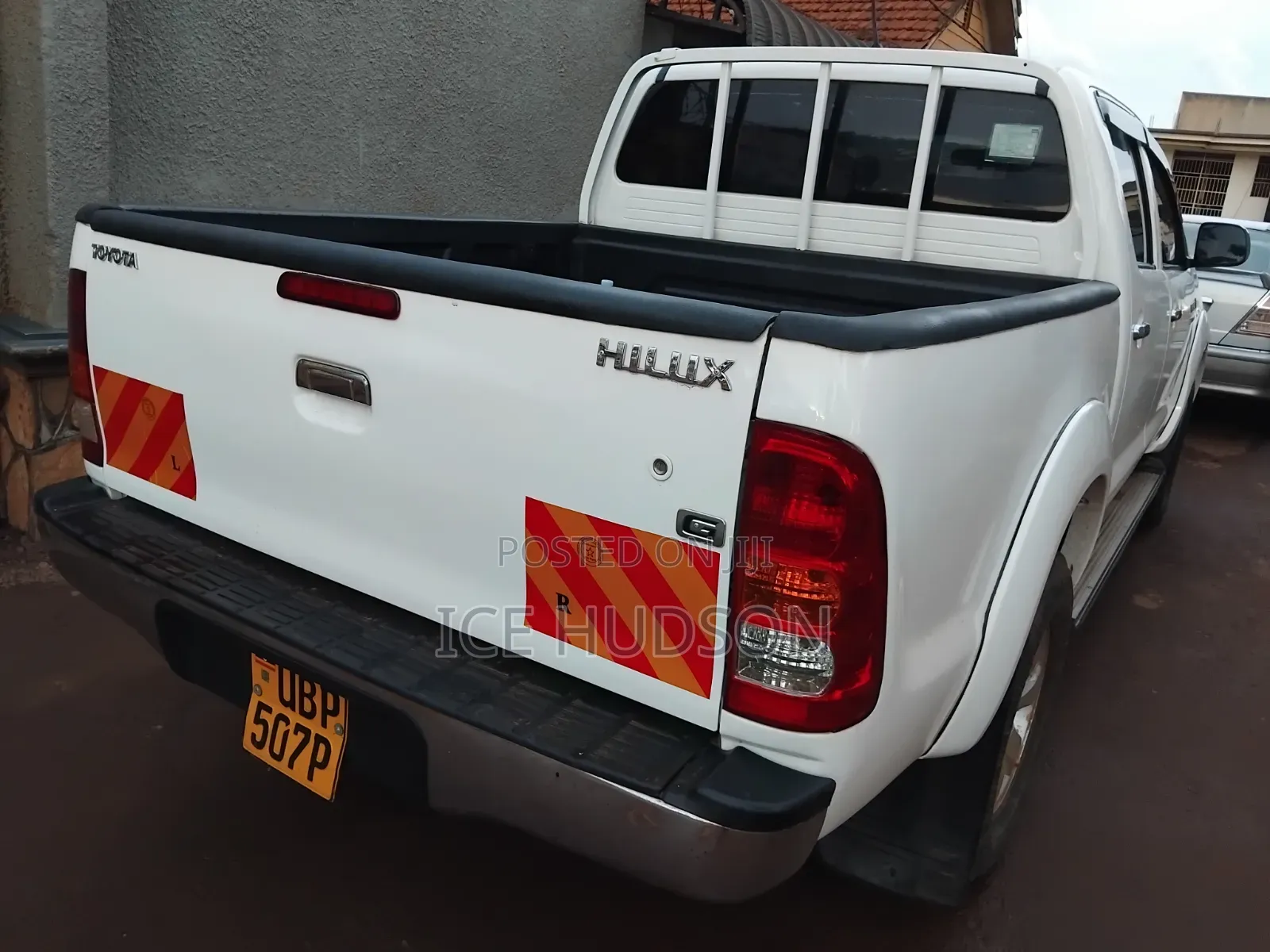 Toyota Hilux 2015 White