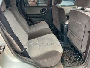 Ford Escape 2004